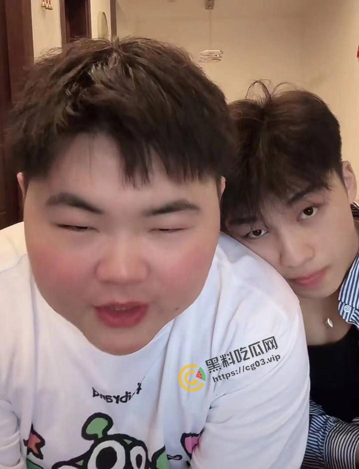 抖音 【宰熊 】男同博主和他的熊老婆  被爆出不雅照 听说将来的敬老院都不收老男同了…… 第5张