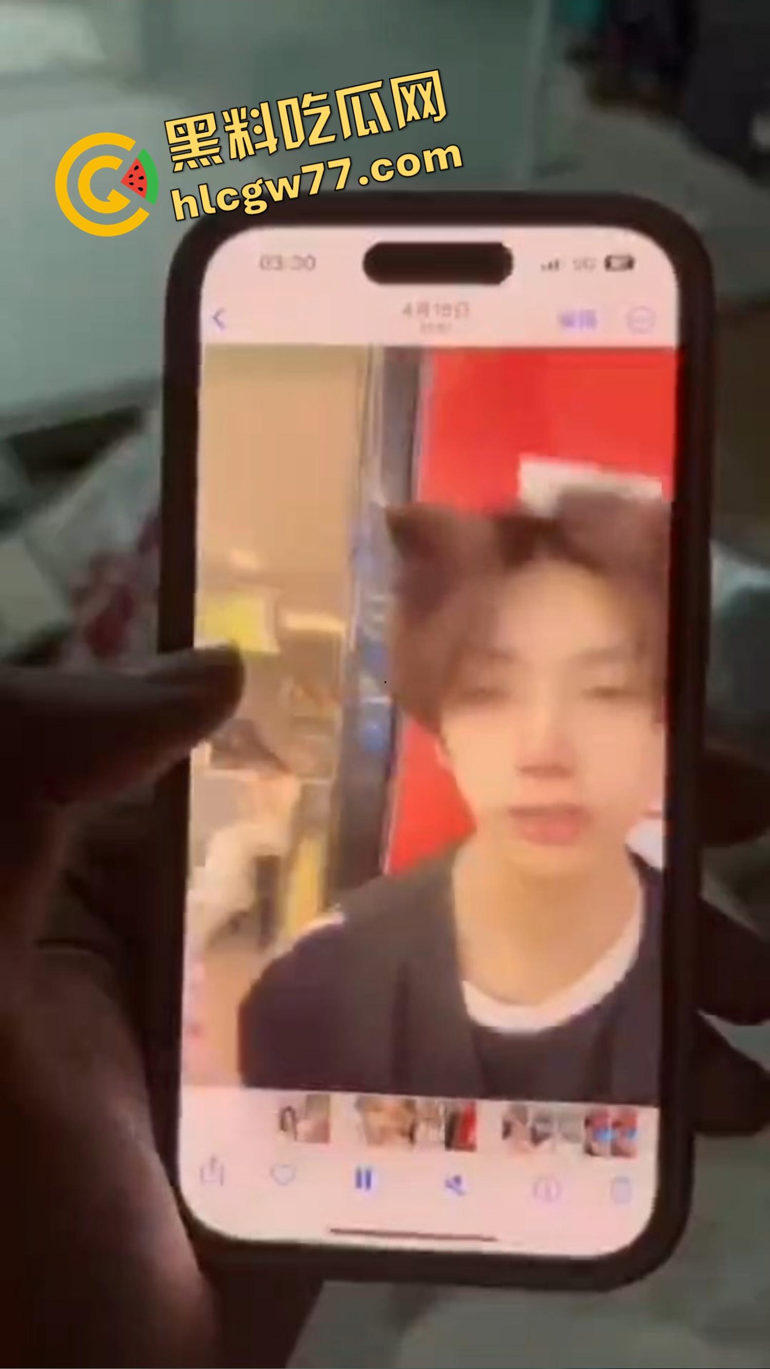 重庆高颜值女网红一边装处女一边玩出轨，两段说辞打脸， 一次出来卖和第二次出来卖的故事？  第4张