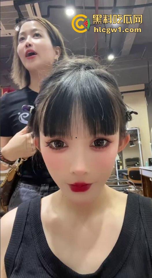 瓜友爆料广州商务饭局的头号骚货『姜安琪』！表面高冷，撒钱贴你身上送逼，干到她腿软还叫爸爸！  第5张