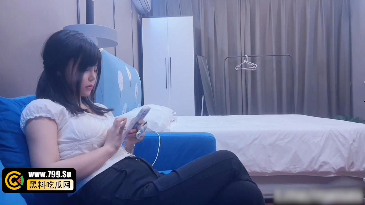 探花系列  第一次 花了 三千多约了个 极品纯欲天花板大学生 第2张