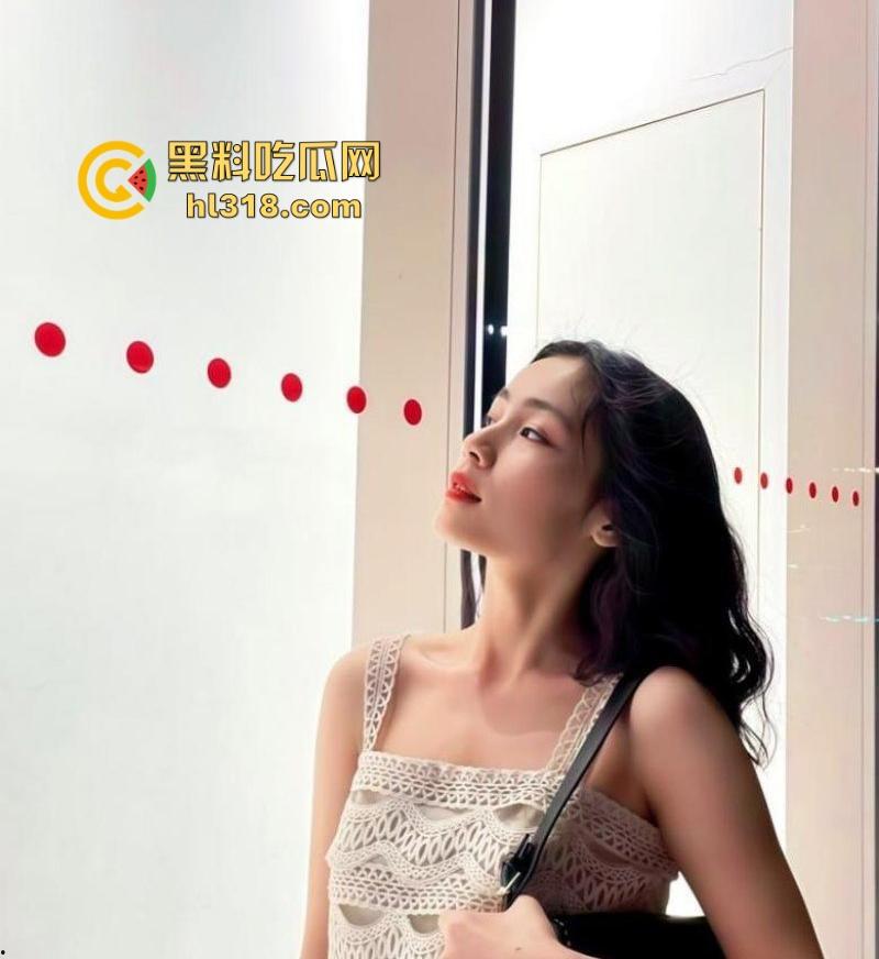 河南大学反差学姐【陈文静】出租屋跪舔侍奉，口技精湛堪比专业站街女，遭渣男恶意曝光流出！  第1张