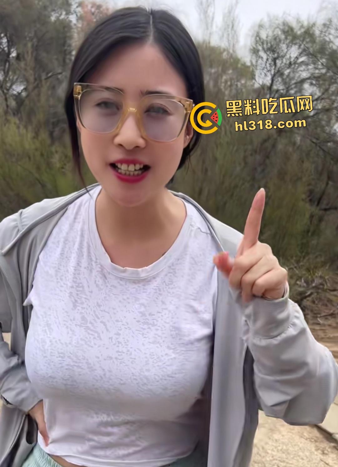 抖音旅游博主【水子在澳洲】八字吊钟巨乳狂撸男友小鸡巴，乳交秒射太快，这金针菇真是暴殄天物！  第3张