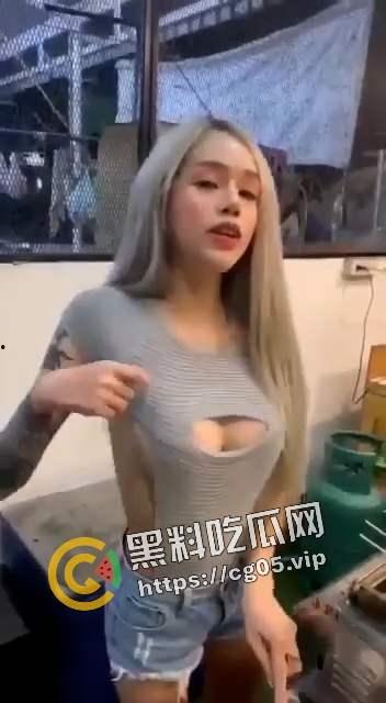 烤肉西施 泰国模特【瓦赞】顶级杂志阁楼签约模特 女同做爱磨豆腐视频曝光 极品大胸  第3张