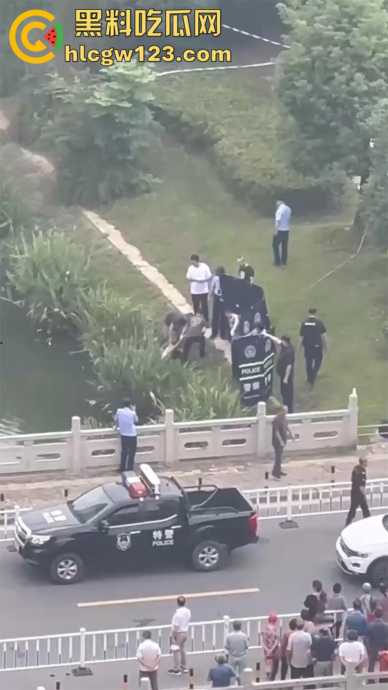 扬州振兴花园二期河道，发现一具21岁女尸，全身赤裸疑似是被害，打捞画面流出，胆小者勿入！  第8张