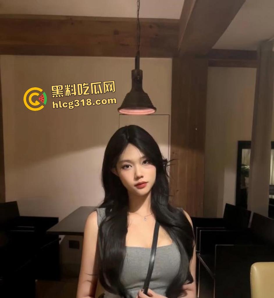 桂林理工大学【莫俊伟】约炮大瓜,社交软件钓鱼,主号小号双管齐下,竟拿下C罩杯富婆! 第2张 桂林理工大学【莫俊伟】约炮大瓜,社交软件钓鱼,主号小号双管齐下,竟拿下C罩杯富婆! 第2张