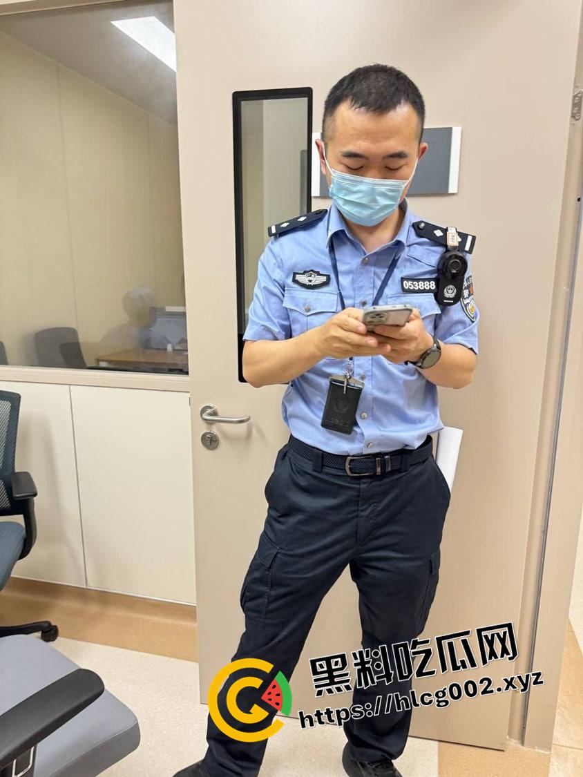 深圳南山区游乐场惊魂！攀岩项目绳子脱落小孩十几米落下 七窍流血 现场视频流出  第5张