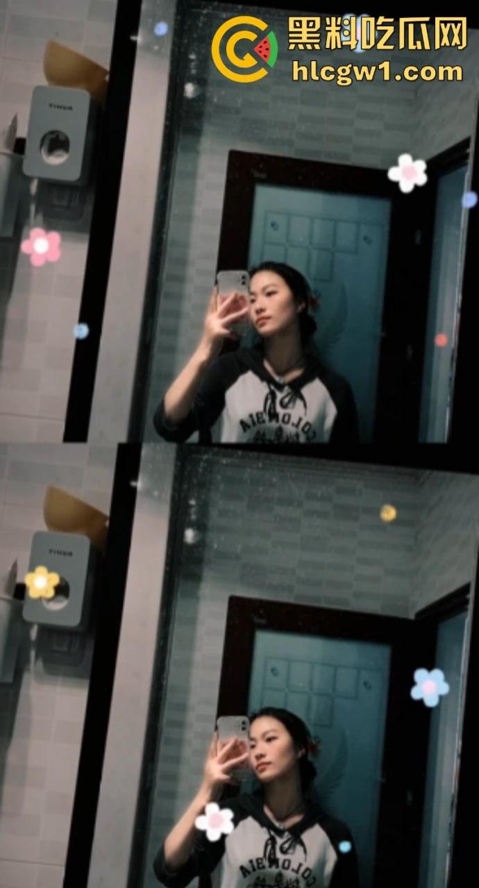 独家曝光！快手福利主播【胸照样凶】表面直播擦边 私底下粉丝付费一对一来者不拒 直接开会议视频裸聊自慰抠逼！  第15张