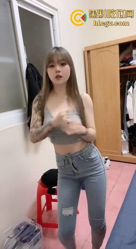 南昌花臂精神小妹【李皓钥】私密视频外流!纹身妹独自在镜头前扣逼放飞自我! 第2张 南昌花臂精神小妹【李皓钥】私密视频外流!纹身妹独自在镜头前扣逼放飞自我! 第2张