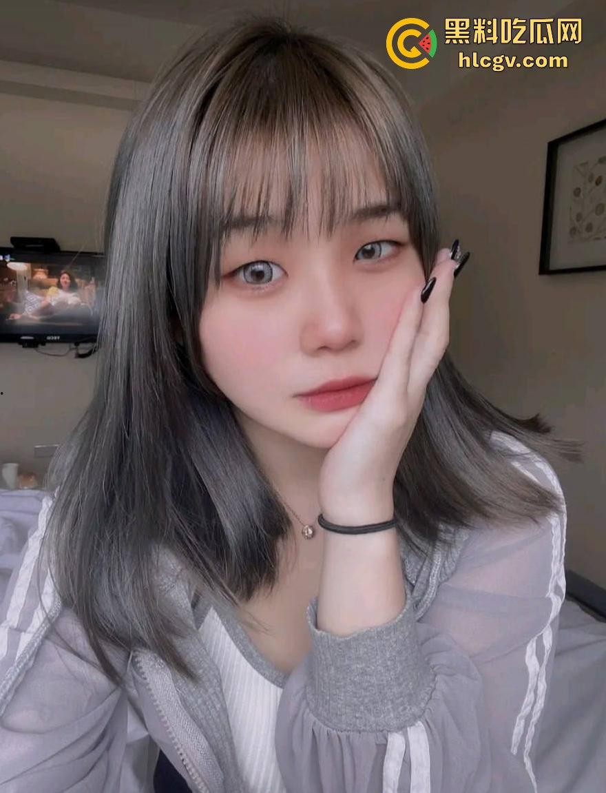 南昌花臂精神小妹【李皓钥】私密视频外流!纹身妹独自在镜头前扣逼放飞自我! 第4张 南昌花臂精神小妹【李皓钥】私密视频外流!纹身妹独自在镜头前扣逼放飞自我! 第4张