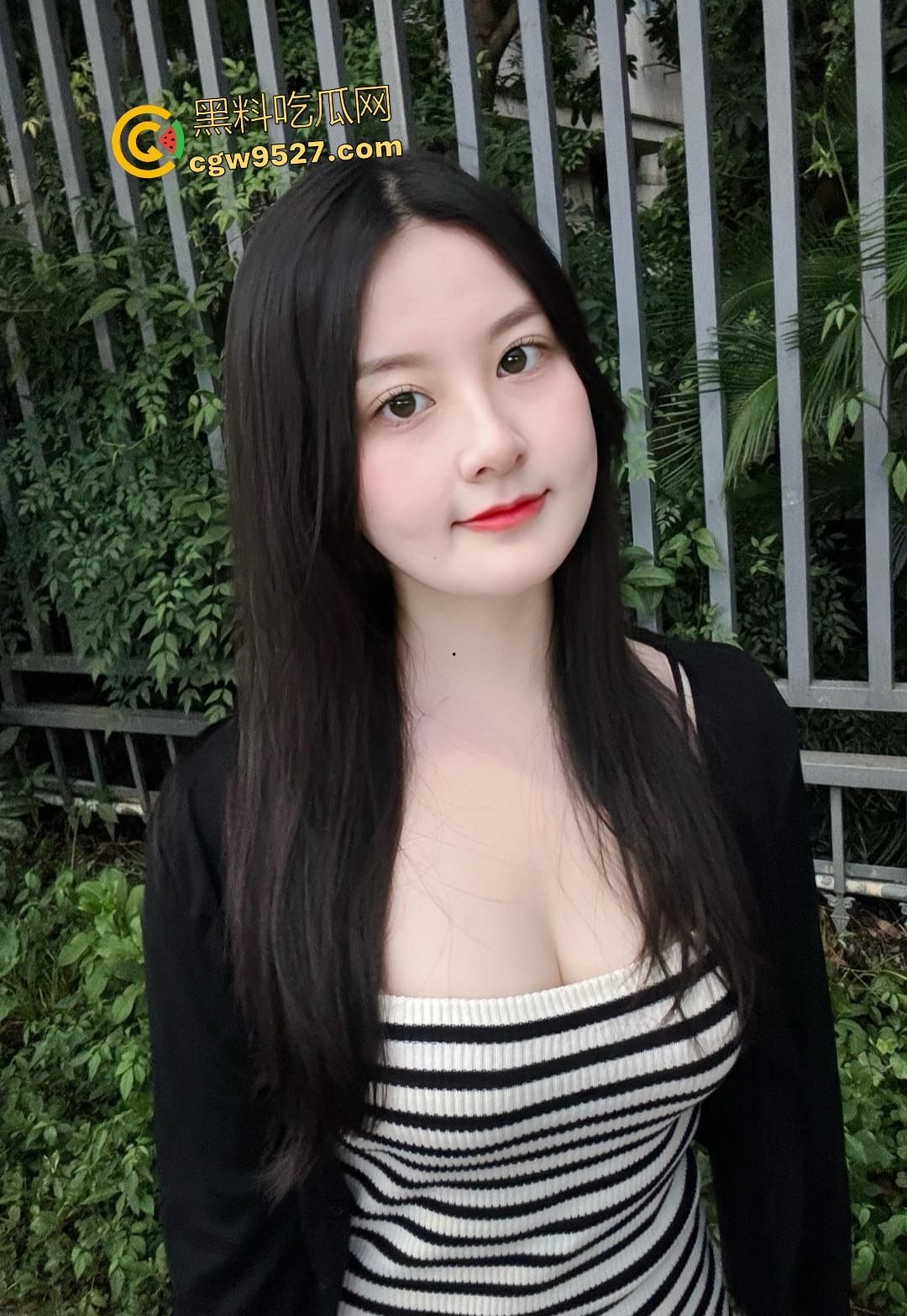 掏肛狂男友用女友肛门拳交试手！手没力了就用水晶鸡巴接力扩阴，彻底告别便秘烦恼！  第1张