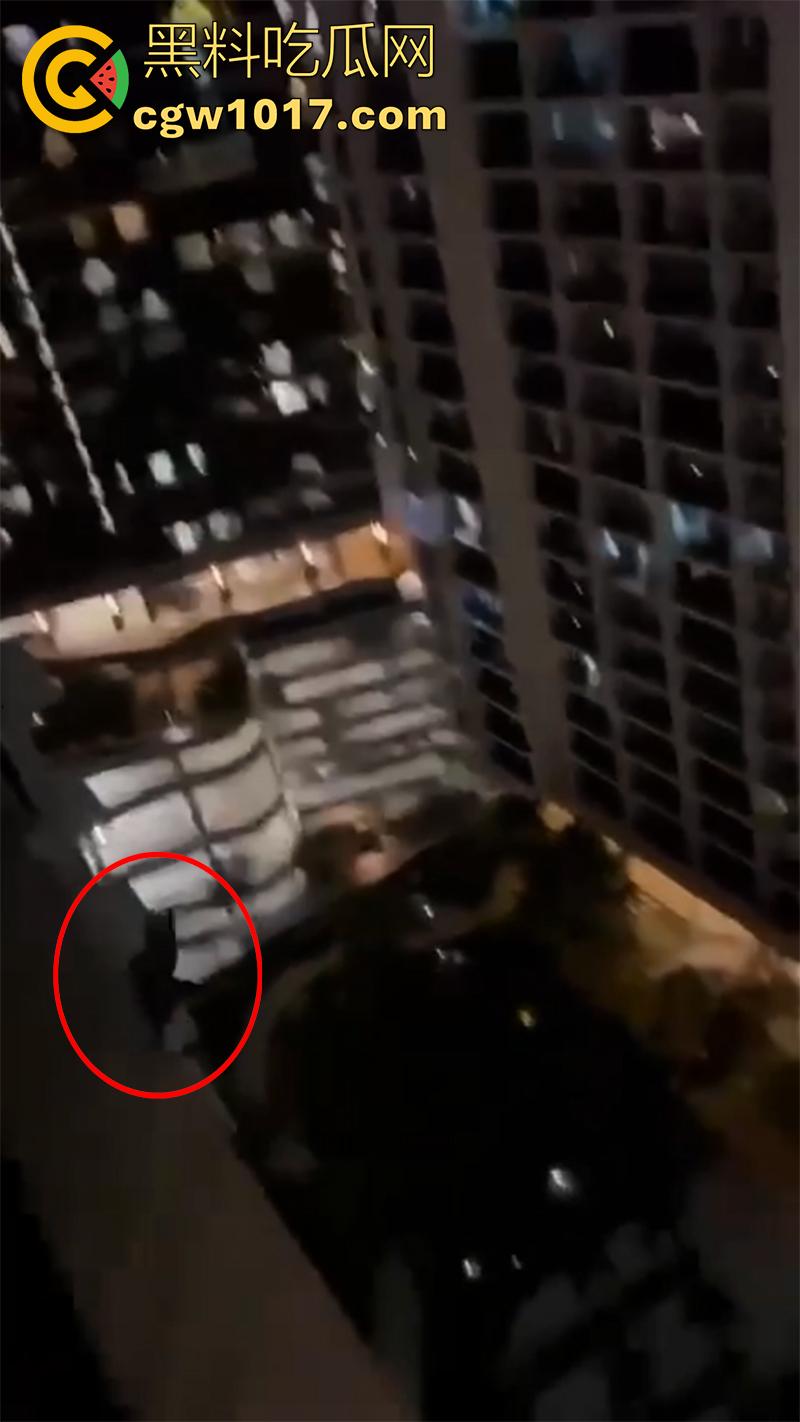 街舞圈是真的乱啊！女孩独自去抓奸，竟被被男友殴打后扔下楼，男的是桂林理工街舞副社长，男子目前已被逮捕！  第6张