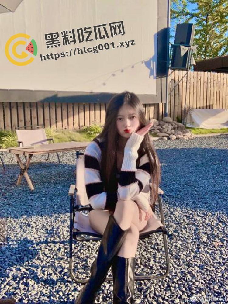 开盒抖音网红【甜甜佳】本名【王思佳】福建烧鸡 刷礼物就能私拍线下  素颜反差极大 硬件不够 骚气来凑 第3张