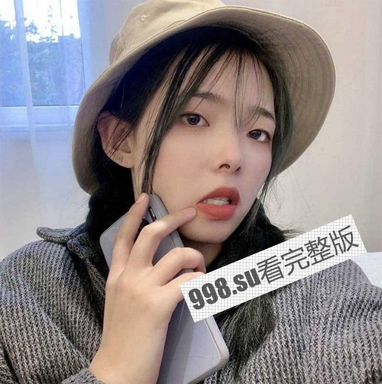 全网疯传 上海工商学院 李思颖 极品反差眼镜娘 大四学姐厕所吃鸡  第7张