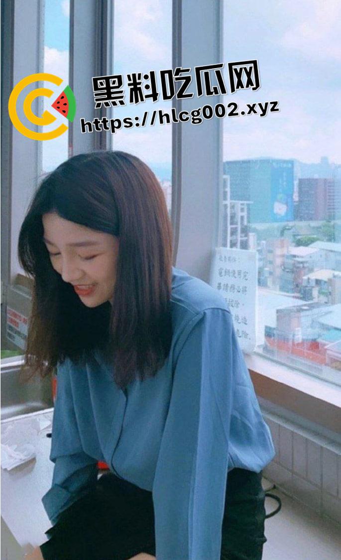 台湾人妻御姐和同事出差开房 浓密的黑森林难怪性欲这么旺盛 嗲嗲的叫床 这谁顶得住  第2张