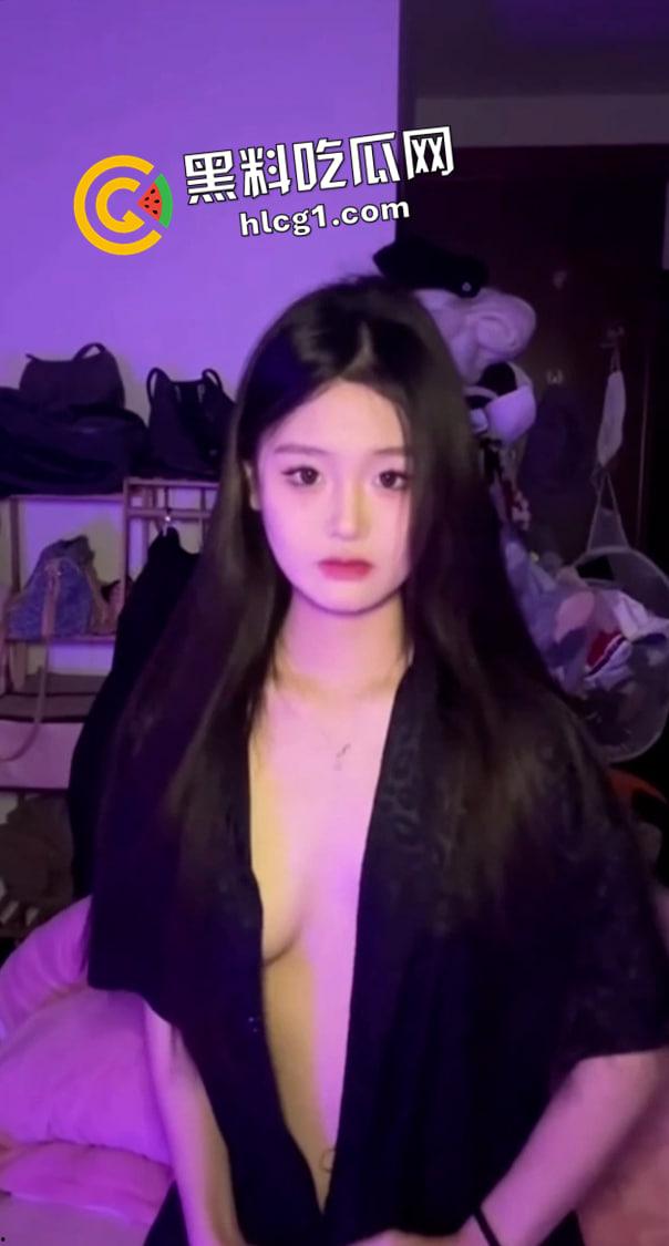 校花学姐被调教 超清纯网红 被干到喘不上气 颜射吃精 极品身材 私密视频流出  第4张