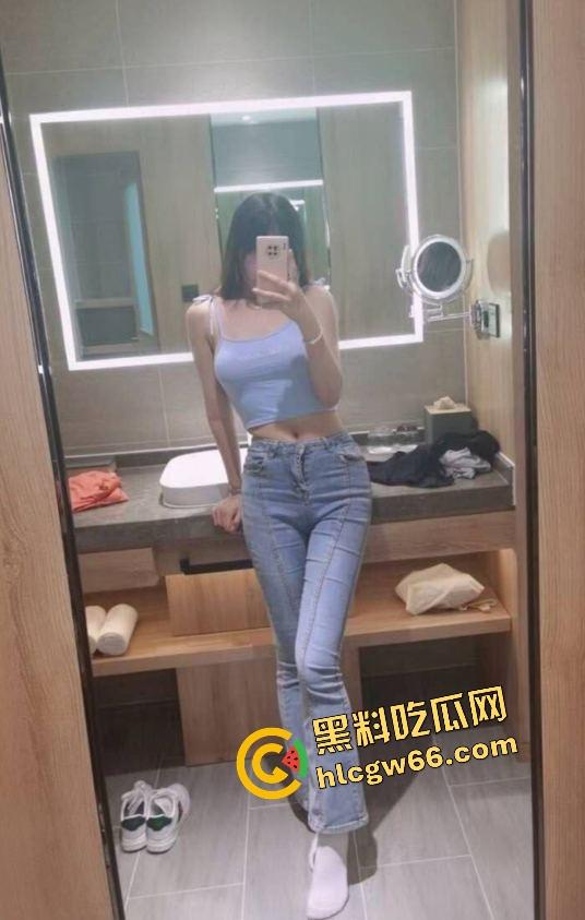 济南护理学院小母狗『胡玉沙』背着男友约炮已婚男被曝光，双腿大开当情妇，被干的叫到抽搐！  第4张