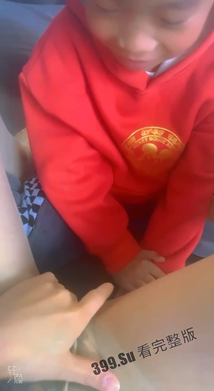 谁家骚妈？小马拉大车  第2张