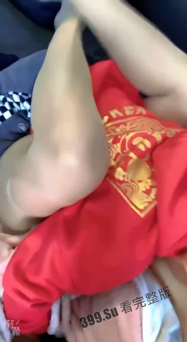 谁家骚妈？小马拉大车  第3张