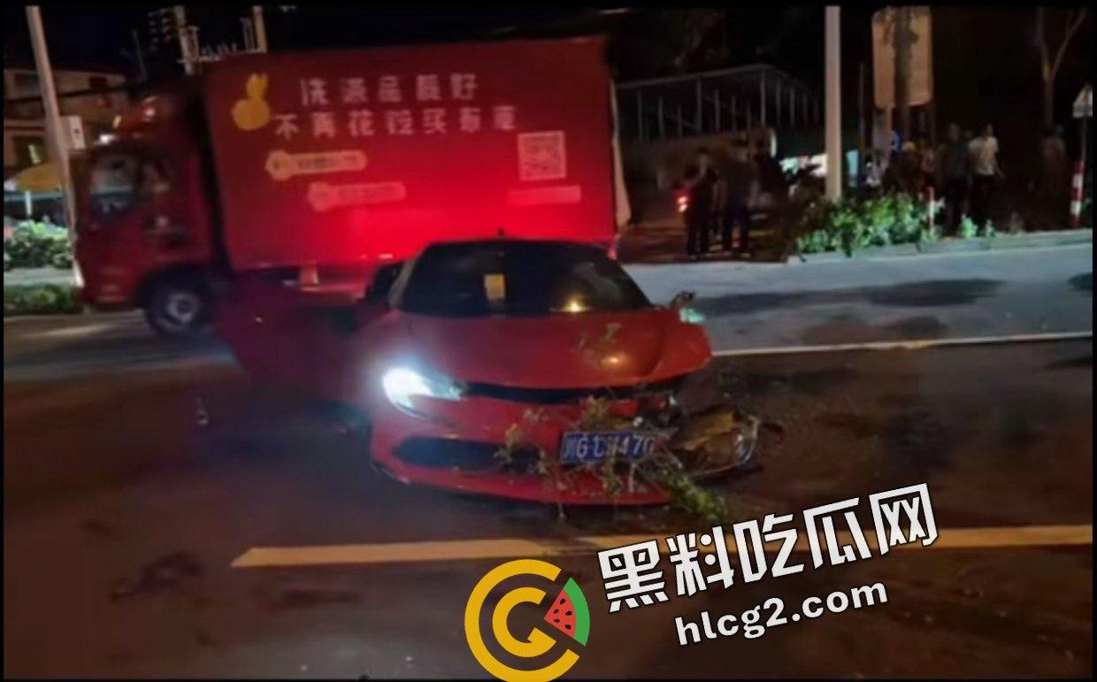 三亚3位小仙女 租法拉利跑车出车祸 后胎撞飞数米 唯一一台法拉利sf90报废 第8张 三亚3位小仙女 租法拉利跑车出车祸 后胎撞飞数米 唯一一台法拉利sf90报废 第8张