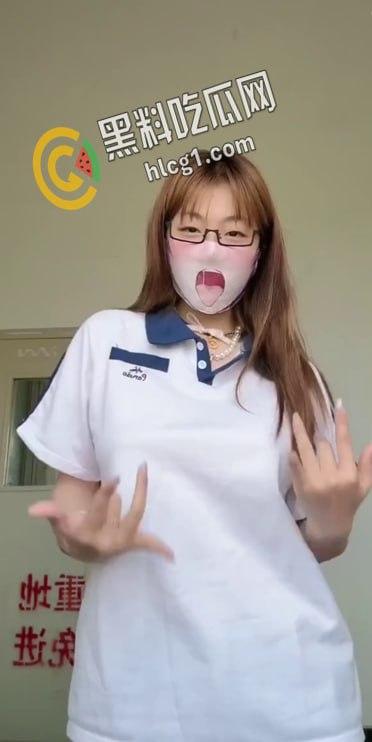 抖音风骚舞 裸舞 换装合集秀！各种极品身材小姐姐为你展示自己美好的身体！  第11张