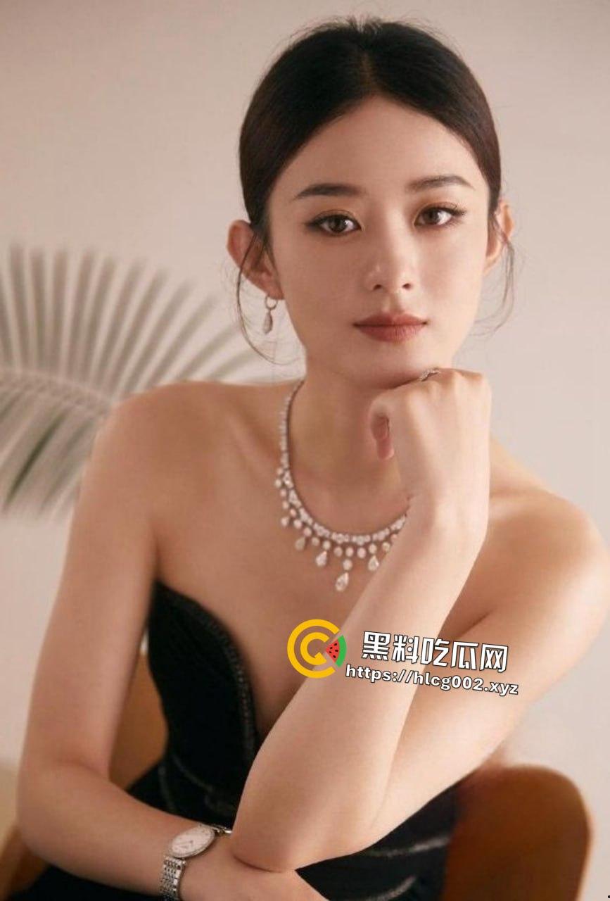 《宫锁沉香》删减床戏曝光!赵丽颖身穿肚兜与朱梓骁在地板上激情演绎!呻吟无比勾人! 第1张 《宫锁沉香》删减床戏曝光!赵丽颖身穿肚兜与朱梓骁在地板上激情演绎!呻吟无比勾人! 第1张