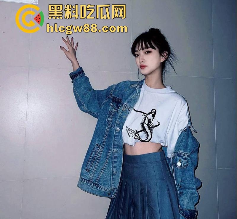 陈翔六点半女演员【王妍】被曝光下海做外围 露脸实拍全裸自慰福利 内容炸裂! 第14张 陈翔六点半女演员【王妍】被曝光下海做外围 露脸实拍全裸自慰福利 内容炸裂! 第14张