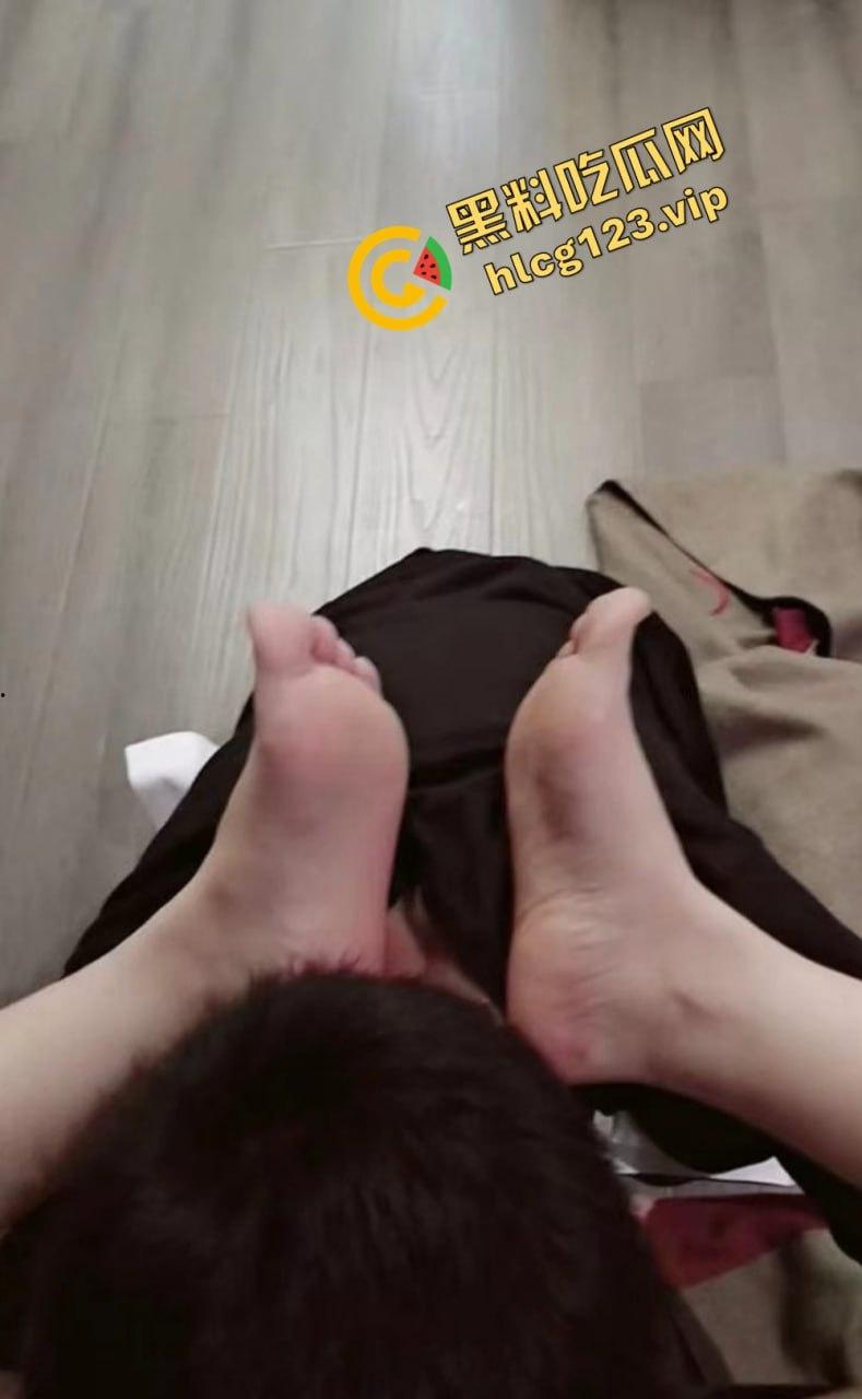 河北高颜值美女【孙淼】，在线道具自慰潮喷诱惑，最后被金主啪啪狠草！  第21张