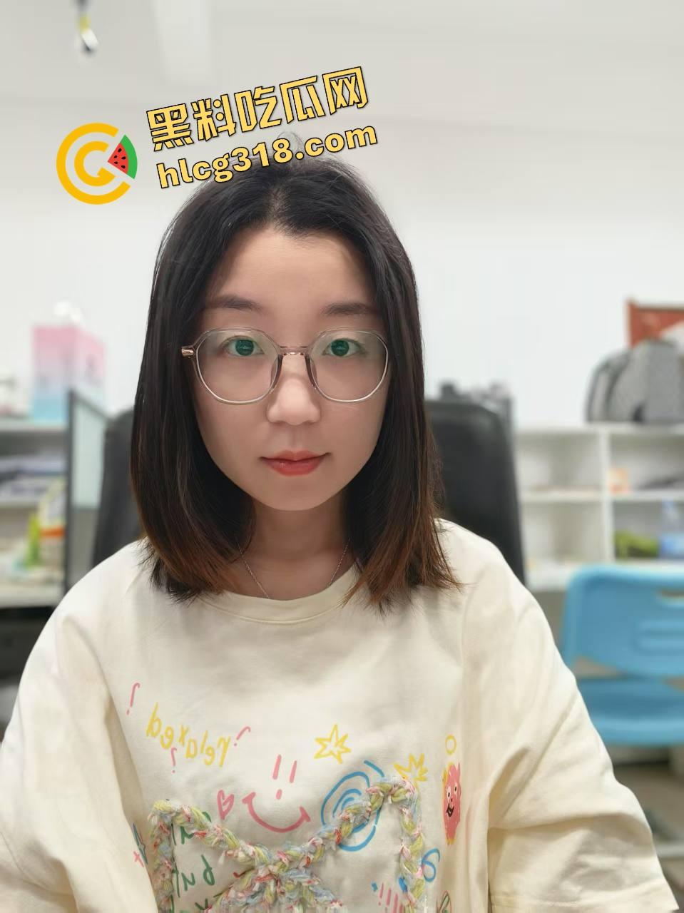 买个健身操课程回家，结果女友天天真空紧身衣扭屁股跳操开摆，小老弟看她跳一个抬头硬一次！  第6张