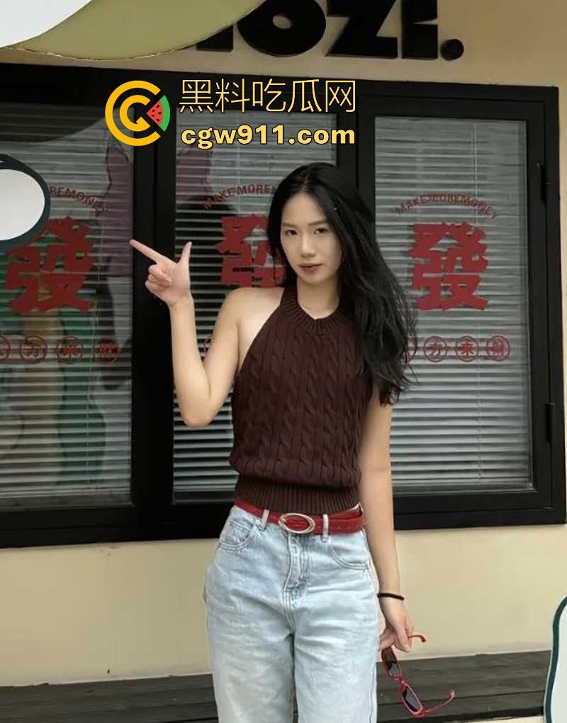 约炮上海电力大学社团美女主席,高颜值极品女大,约炮成瘾拍自慰淫片撩骚,被炮友操的淫水直流! 第4张 约炮上海电力大学社团美女主席,高颜值极品女大,约炮成瘾拍自慰淫片撩骚,被炮友操的淫水直流! 第4张