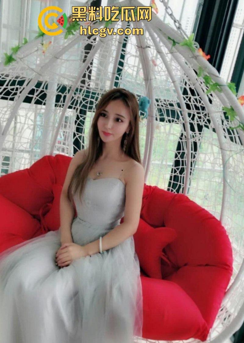 中国电信客服【吴雅静】隐藏身份被扒 人前清纯小妹 小号偷偷卖逼 付费福利免费分享 第2张 中国电信客服【吴雅静】隐藏身份被扒 人前清纯小妹 小号偷偷卖逼 付费福利免费分享 第2张