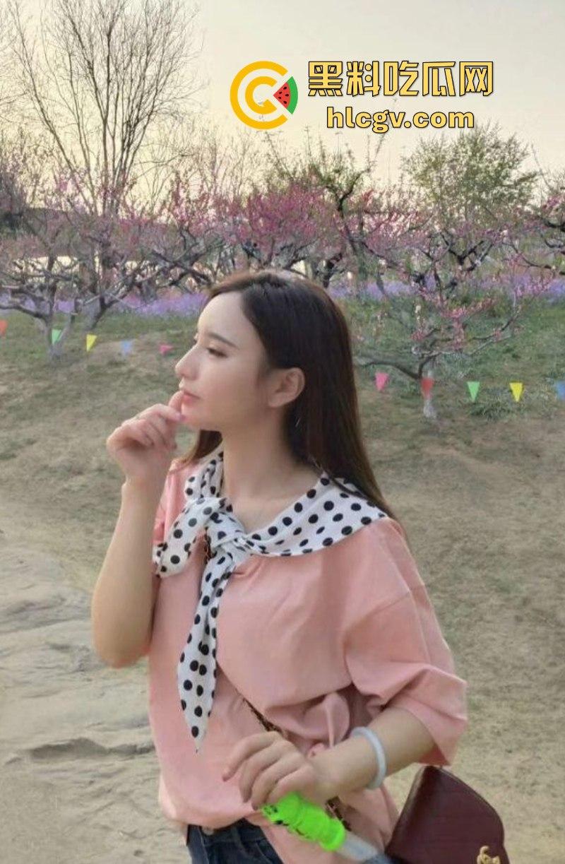 中国电信客服【吴雅静】隐藏身份被扒 人前清纯小妹 小号偷偷卖逼 付费福利免费分享 第4张 中国电信客服【吴雅静】隐藏身份被扒 人前清纯小妹 小号偷偷卖逼 付费福利免费分享 第4张