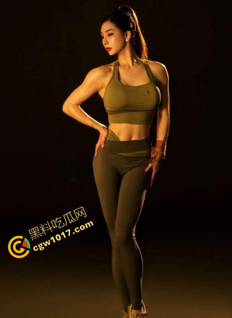 已婚性感少妇【贺晓】出轨视频曝光!镜子前淫态尽显,骚穴榨精高潮不断,让人血脉贲张! 第3张 已婚性感少妇【贺晓】出轨视频曝光!镜子前淫态尽显,骚穴榨精高潮不断,让人血脉贲张! 第3张