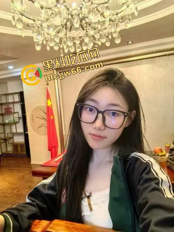 体育生约操肥臀白虎福利姬【V10turbo】蜜桃骚穴狂喷淫水,巨屌怼进逼缝射满膛,操到床单发烫! 第5张 体育生约操肥臀白虎福利姬【V10turbo】蜜桃骚穴狂喷淫水,巨屌怼进逼缝射满膛,操到床单发烫! 第5张