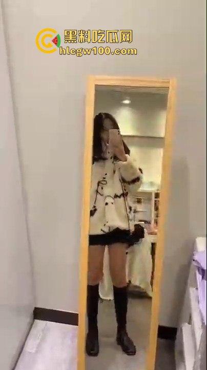 湘潭大学高颜值清纯女大【颜幂语】自慰视频流出,骚货露脸自慰小穴十分有看点! 第2张 湘潭大学高颜值清纯女大【颜幂语】自慰视频流出,骚货露脸自慰小穴十分有看点! 第2张