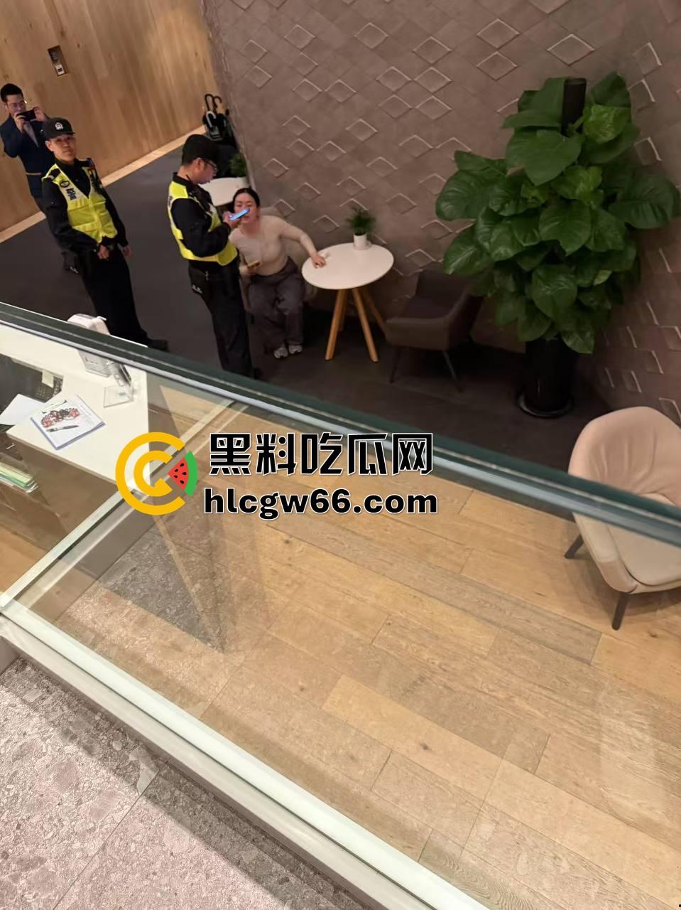成都小仙女健身房被基佬狂骂,母0攻击性拉满,气得要报警,炸裂的一批! 第4张 成都小仙女健身房被基佬狂骂,母0攻击性拉满,气得要报警,炸裂的一批! 第4张