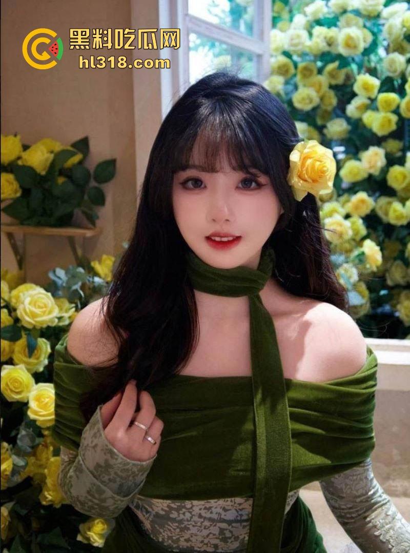 山东艺术学院油画系系花【乔若雨】清纯女神与纹身黄毛约炮,无套后入猛操,呻吟声充满整个房间! 第1张 山东艺术学院油画系系花【乔若雨】清纯女神与纹身黄毛约炮,无套后入猛操,呻吟声充满整个房间! 第1张