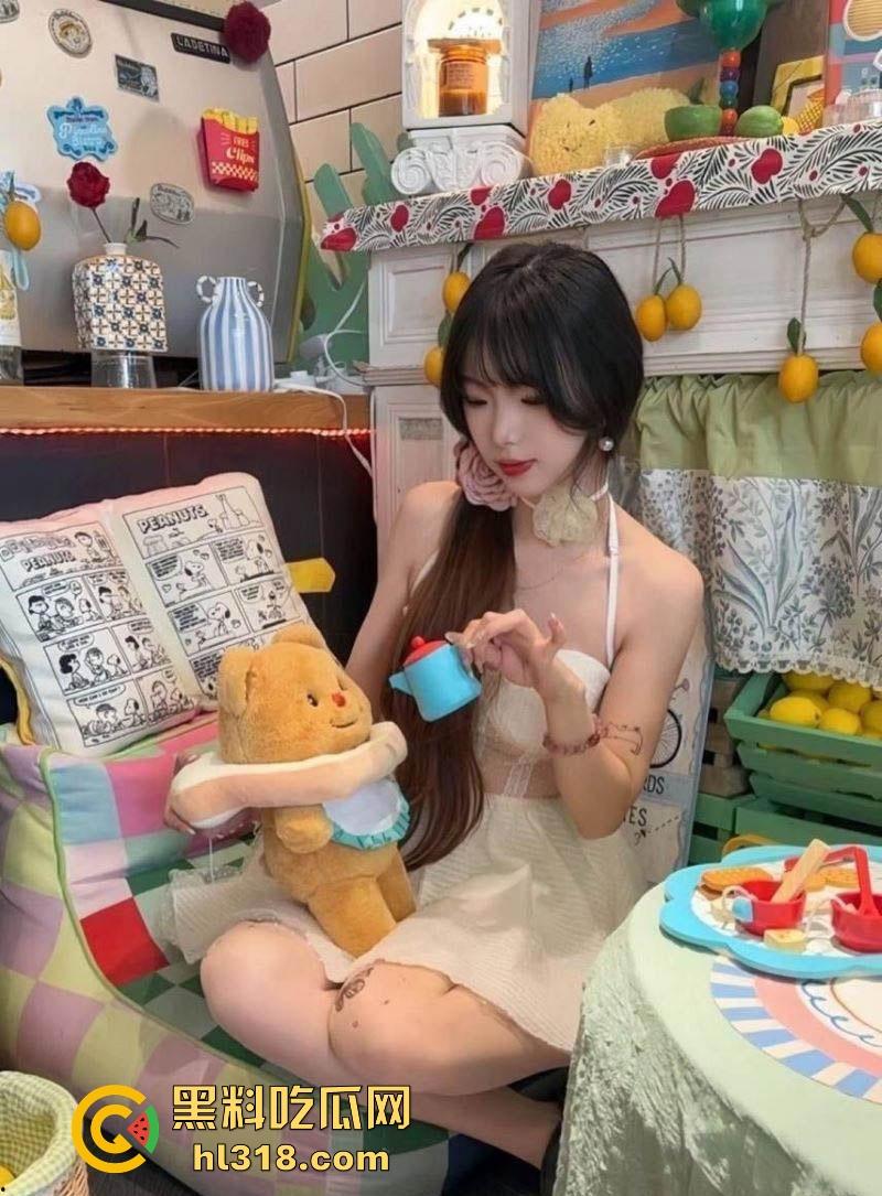 山东艺术学院油画系系花【乔若雨】清纯女神与纹身黄毛约炮,无套后入猛操,呻吟声充满整个房间! 第2张 山东艺术学院油画系系花【乔若雨】清纯女神与纹身黄毛约炮,无套后入猛操,呻吟声充满整个房间! 第2张