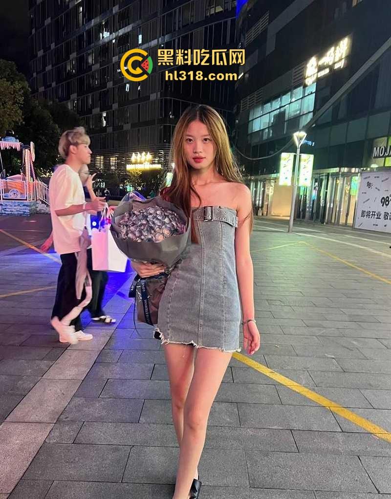 广东财经大学气质女神被男友花式开发小骚穴 ，露脸口交无套内射玩法超淫，不雅视频曝光流出！  第1张