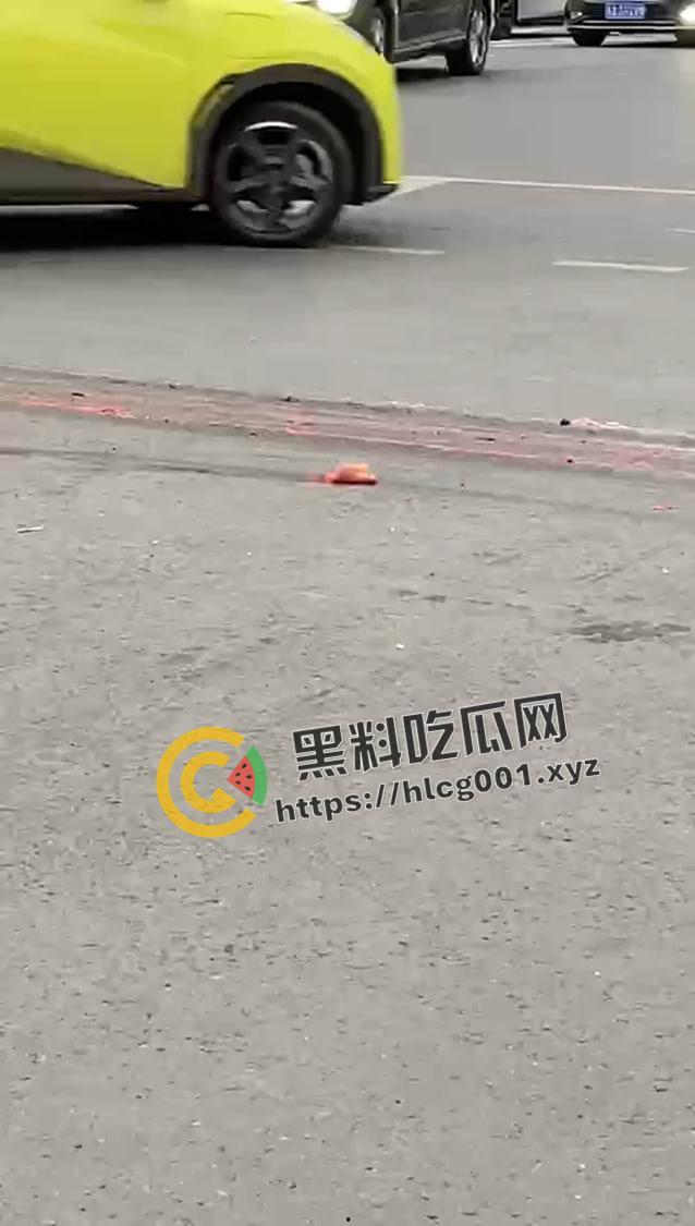 北京联华车祸事件！人被碾碎成渣  心脏掉出来还在跳动 现场心动画面流出 血腥慎点 第2张