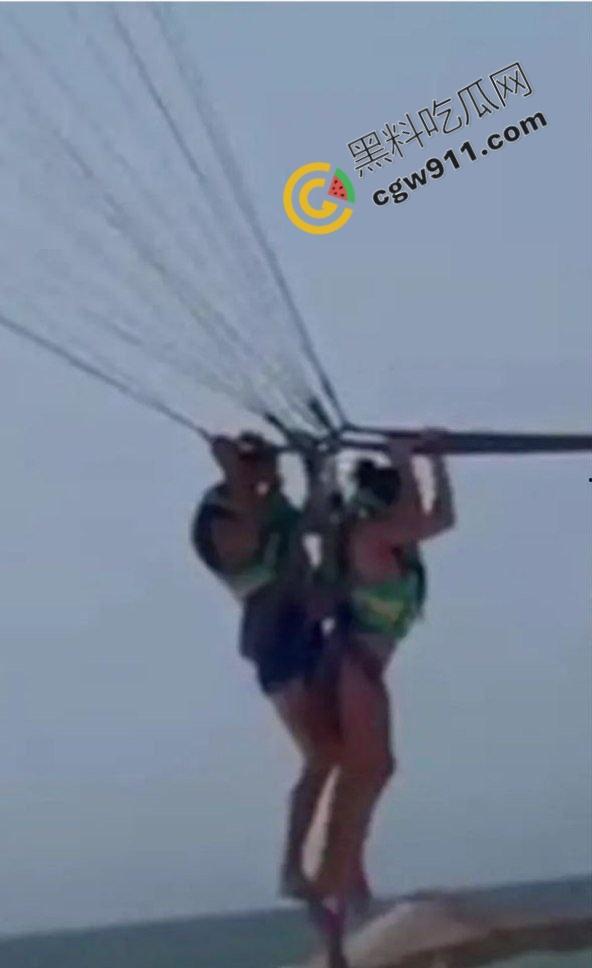 淫乱滑翔!英国52岁大妈惨遭猥亵,大胆操作员竟有天震癖好,年轻女子任其玩弄,真是惊险刺激 第4张 淫乱滑翔!英国52岁大妈惨遭猥亵,大胆操作员竟有天震癖好,年轻女子任其玩弄,真是惊险刺激 第4张