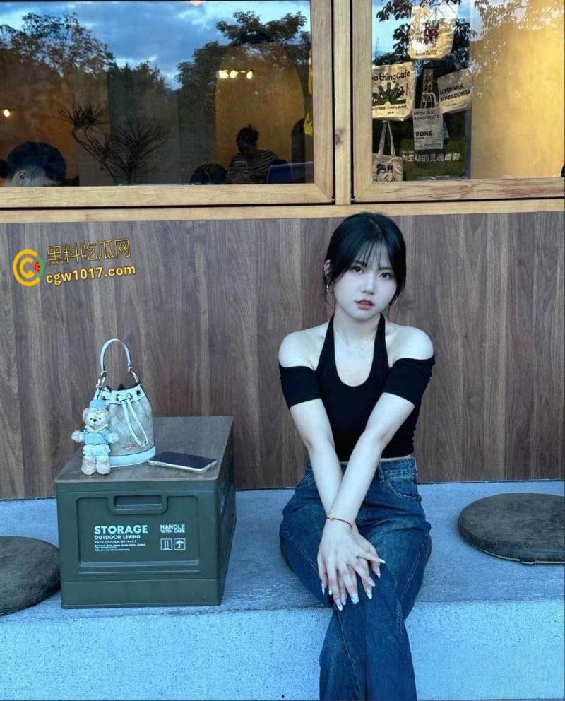 海南大学礼仪队队员【赵韩雨】被男友床上调教,翘臀被后入喷汁内射,私密视频泄露欲火狂欢! 第2张 海南大学礼仪队队员【赵韩雨】被男友床上调教,翘臀被后入喷汁内射,私密视频泄露欲火狂欢! 第2张