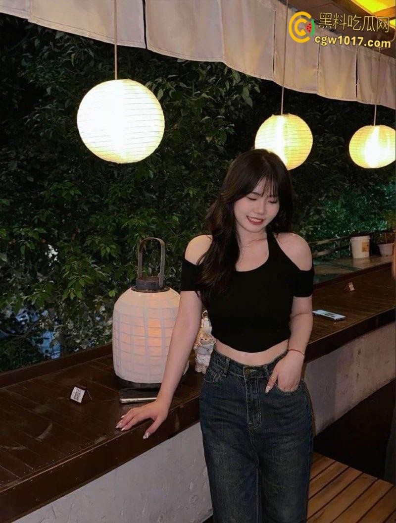 海南大学礼仪队队员【赵韩雨】被男友床上调教,翘臀被后入喷汁内射,私密视频泄露欲火狂欢! 第3张 海南大学礼仪队队员【赵韩雨】被男友床上调教,翘臀被后入喷汁内射,私密视频泄露欲火狂欢! 第3张