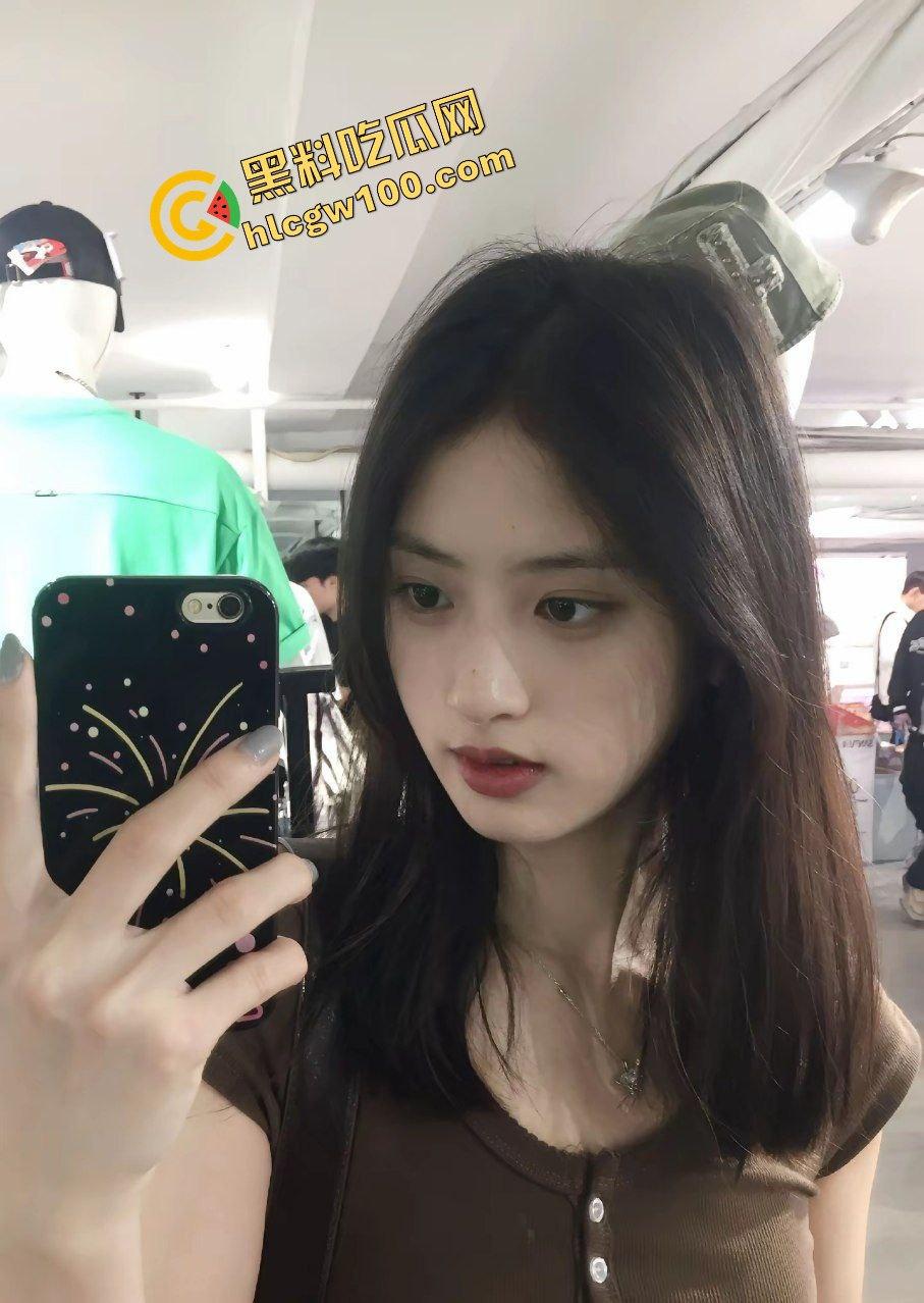 上海震旦职业学院反差骚鸡肉便器『王艺婉』母狗体质滥交无数 炮友情趣后入激烈做爱!原创独家曝光流出! 第6张 上海震旦职业学院反差骚鸡肉便器『王艺婉』母狗体质滥交无数 炮友情趣后入激烈做爱!原创独家曝光流出! 第6张