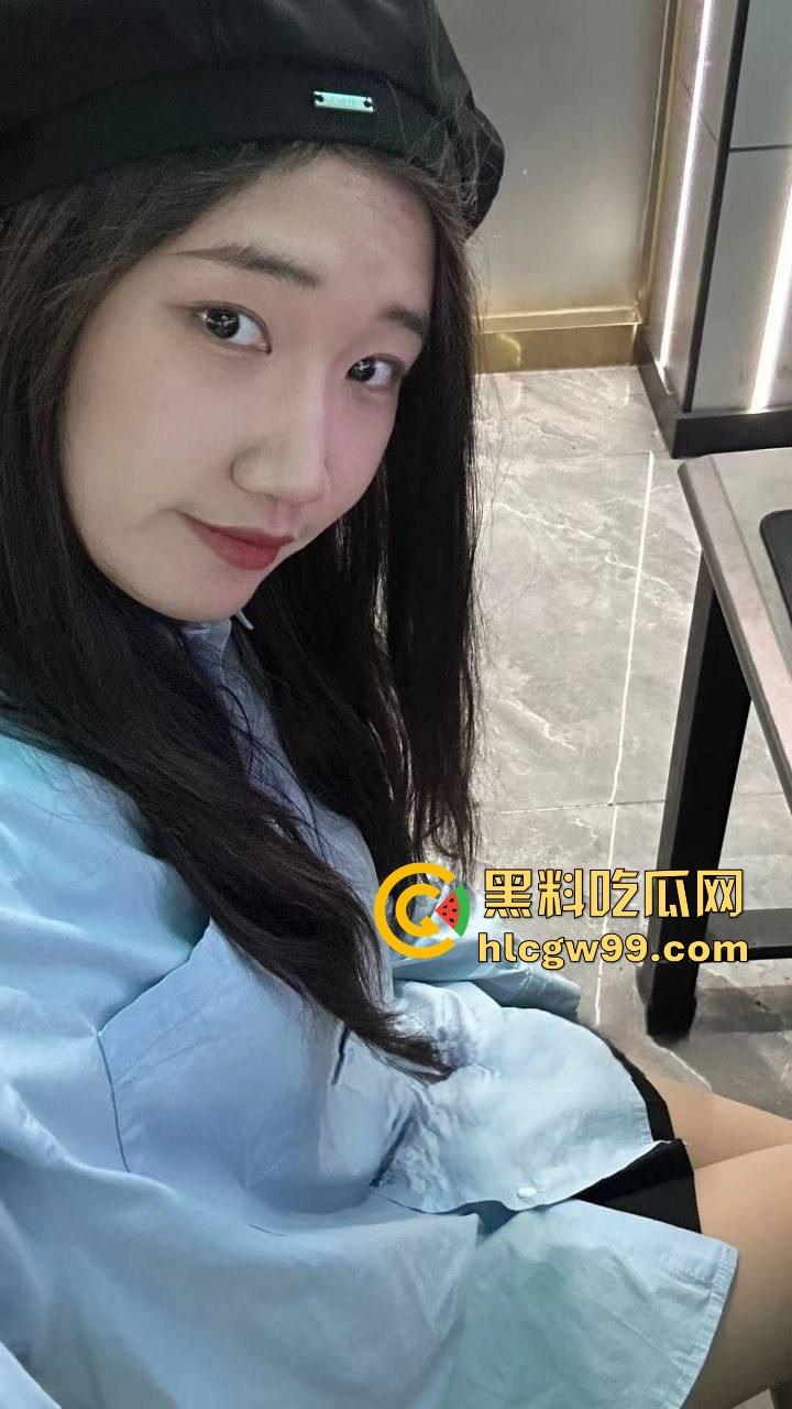 河北师大学生【周乃馨】被渣男PUA性爱视频曝光,三两句就掰开黑森林,骚逼一览无余! 第1张 河北师大学生【周乃馨】被渣男PUA性爱视频曝光,三两句就掰开黑森林,骚逼一览无余! 第1张