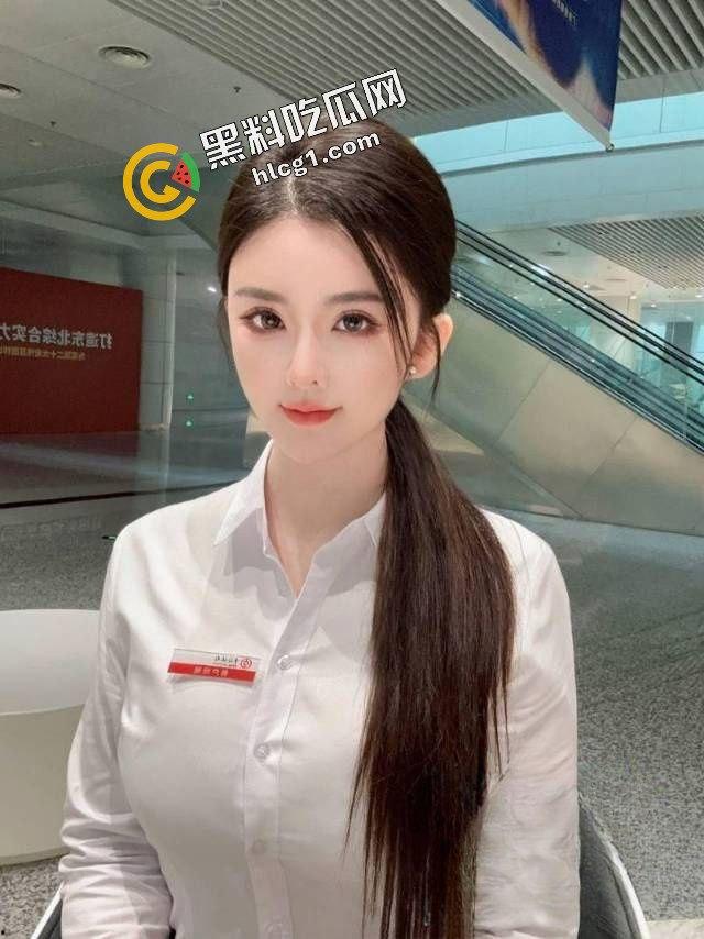 沈阳中国银行客户经理『管婧瑜』对待客户服务周到 办理业务送逼操 发裸照勾引客户做爱 第1张 沈阳中国银行客户经理『管婧瑜』对待客户服务周到 办理业务送逼操 发裸照勾引客户做爱 第1张