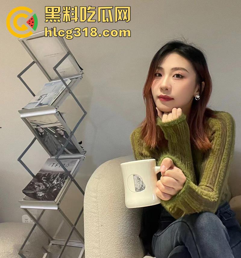 南京第二师范学院【苏妙妙】,极品身材大奶系花,被纹身富二代包养,调教成性奴母狗曝光性爱自拍! 第4张 南京第二师范学院【苏妙妙】,极品身材大奶系花,被纹身富二代包养,调教成性奴母狗曝光性爱自拍! 第4张