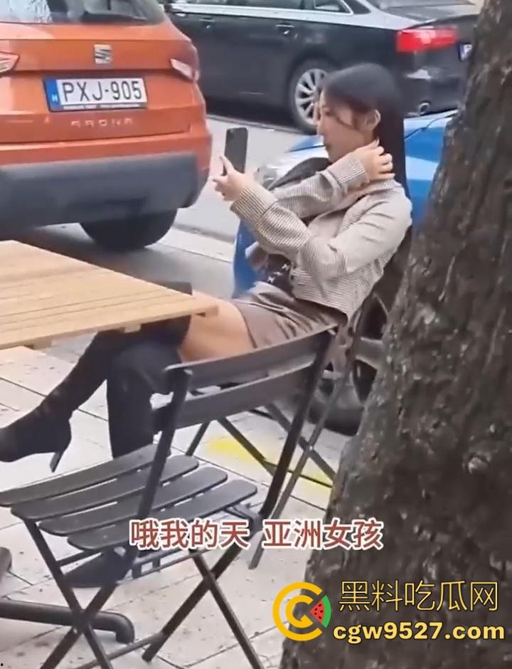 肌肉白男街头搭讪日本大奶妹,首次搭讪就即脱衣猛干,高颜值E杯身材,被抱起来狠干嫩穴,直接干爽了! 第1张 肌肉白男街头搭讪日本大奶妹,首次搭讪就即脱衣猛干,高颜值E杯身材,被抱起来狠干嫩穴,直接干爽了! 第1张