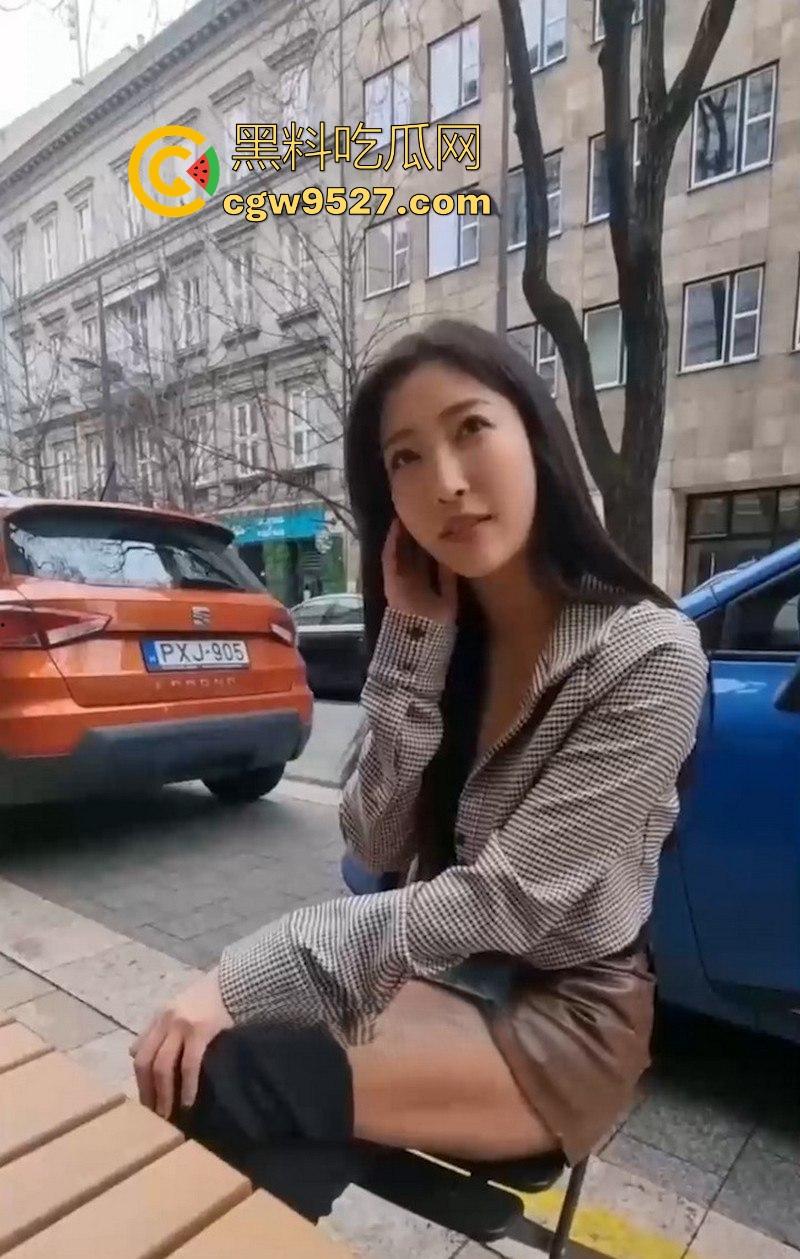 肌肉白男街头搭讪日本大奶妹,首次搭讪就即脱衣猛干,高颜值E杯身材,被抱起来狠干嫩穴,直接干爽了! 第2张 肌肉白男街头搭讪日本大奶妹,首次搭讪就即脱衣猛干,高颜值E杯身材,被抱起来狠干嫩穴,直接干爽了! 第2张