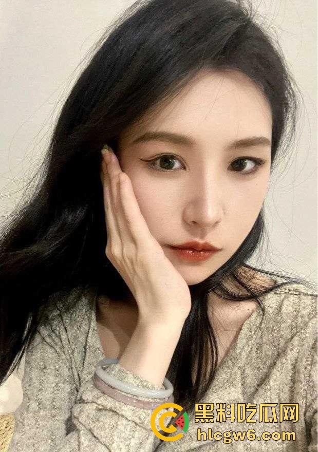 东营利华益集团绿帽换妻大爆炸 交警队『 安文娟』化身艾滋毒王 群交传染200多人 夫妻全家都遭殃! 第25张 东营利华益集团绿帽换妻大爆炸 交警队『 安文娟』化身艾滋毒王 群交传染200多人 夫妻全家都遭殃! 第25张