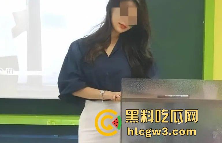 山西长治模范教师成教育界耻辱 张老师出轨男学生床照丑闻曝光 小屁孩都敢搞,露骨聊天记录看完全校轰动! 第17张 山西长治模范教师成教育界耻辱 张老师出轨男学生床照丑闻曝光 小屁孩都敢搞,露骨聊天记录看完全校轰动! 第17张